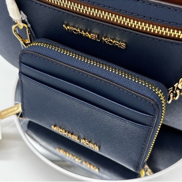 MICHAEL KORS LARGE EW ZIP CHAIN CROSSBODY BAG & JET SET TRAVEL MD ZA CARD CASE - Picture 6 of 12